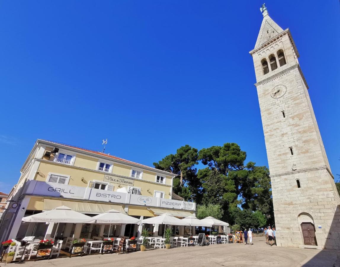 Lara Deluxe Superior 5 Star Apartment, Your Piece Of Heaven By The Sea & Park Novigrad Istria Kültér fotó