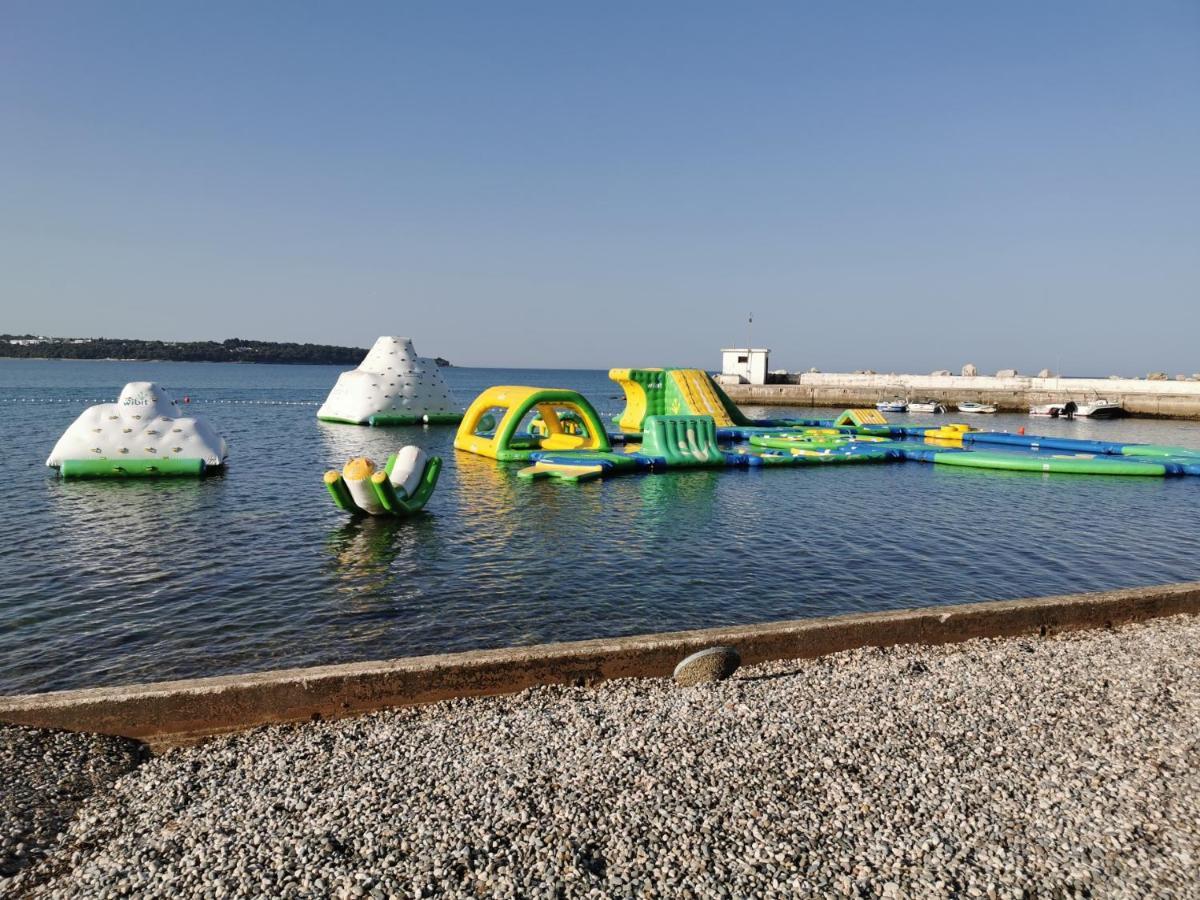 Lara Deluxe Superior 5 Star Apartment, Your Piece Of Heaven By The Sea & Park Novigrad Istria Kültér fotó